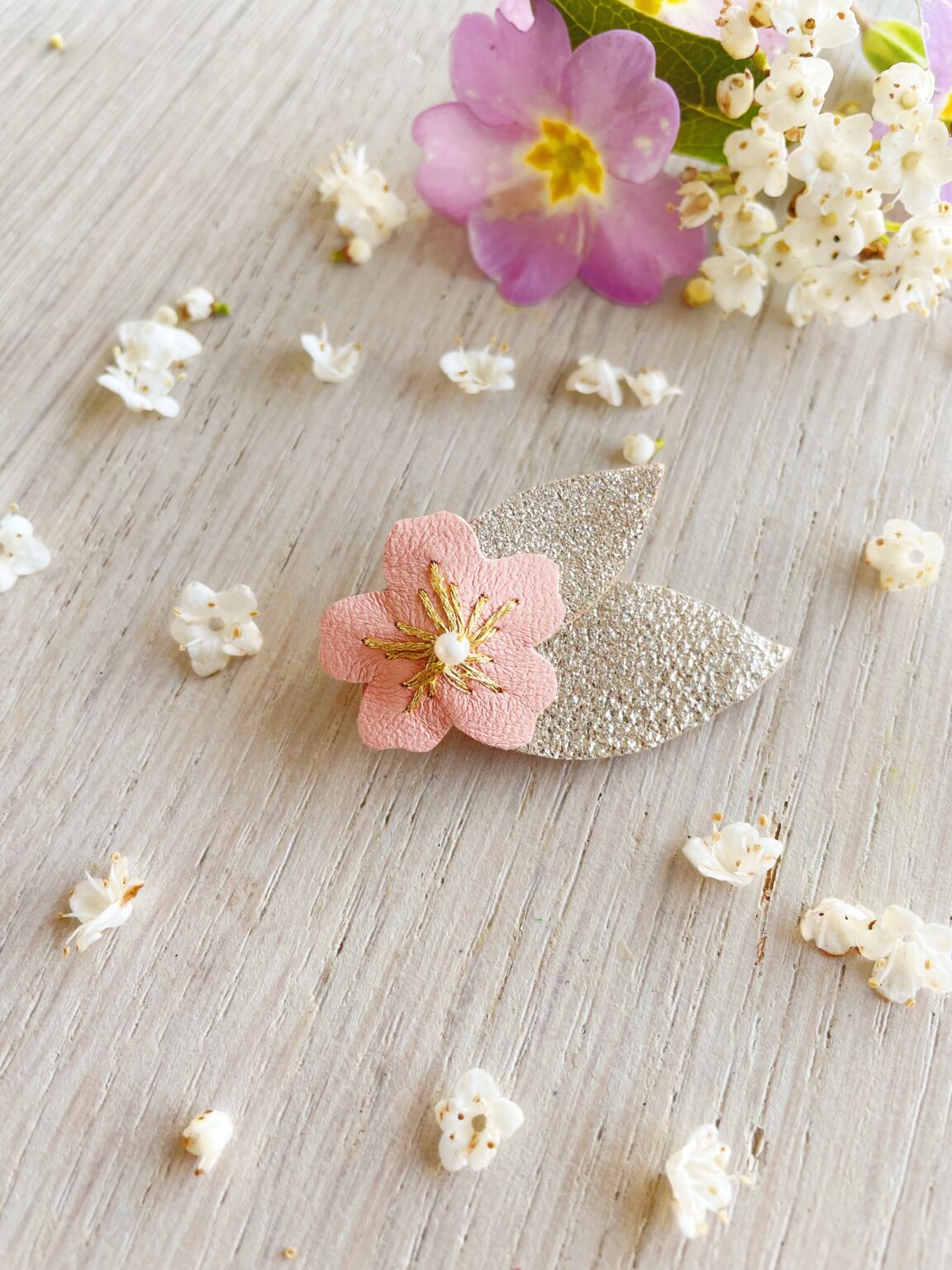 BROCHE FLEUR CHÉRIE